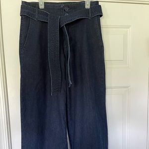 Wide leg stretch jeans with removable belt